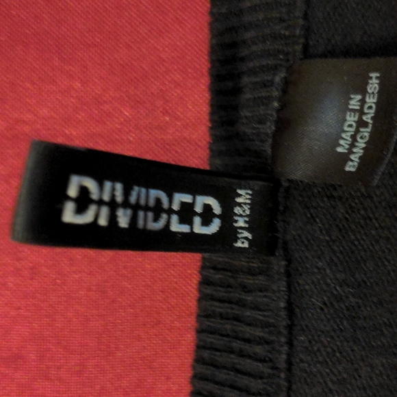 H&M Divided black sweater dress size 8 - Picture 2 of 7